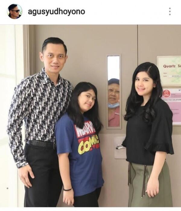 5 Momen Mengharukan Saat Ani Yudhoyono Melepas Rindu pada Cucu