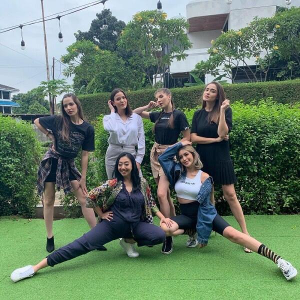 Ngehost Bareng, 10 Potret Mama Hits Nia Ramadhani & Jessica Iskandar