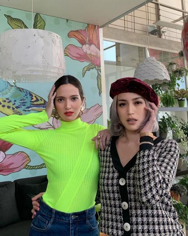 Ngehost Bareng, 10 Potret Mama Hits Nia Ramadhani & Jessica Iskandar