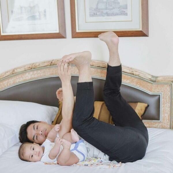 10 Pose Kompak Glenn Alinskie & Nastusha, Bikin Gemes!