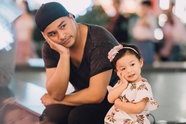 10 Pose Kompak Glenn Alinskie & Nastusha, Bikin Gemes!
