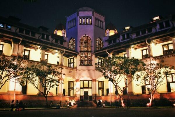 Ini 6 Potret Megah Bangunan Lawang Sewu yang Menyimpan Sejarah Panjang