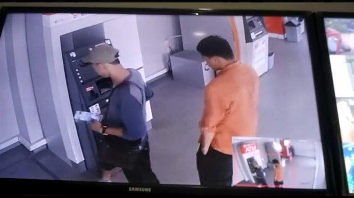Hendak Kabur, Mobil Pembobol ATM Tabrak Tiang Listrik di Pondok Gede