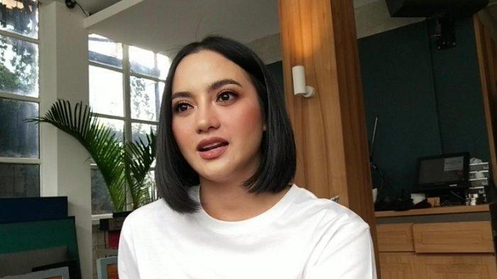 Ririn Ekawati Pertama Kali Punya Rambut Pendek Setelah Usia 37 Tahun