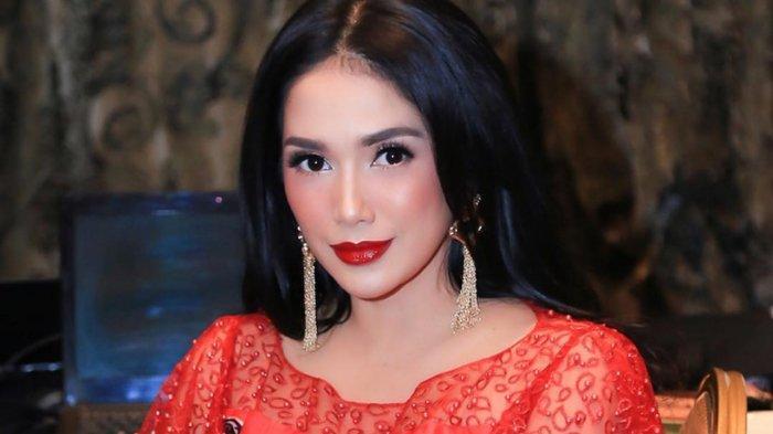 Alasan Ussy Sulistiawaty Pilih Gariz Luis Model Video Klip Single 'Hadija'