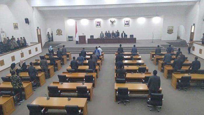 DPRD Kabupaten Bekasi Resmi Umumkan Pengunduran Diri Bupati Neneng Hasanah