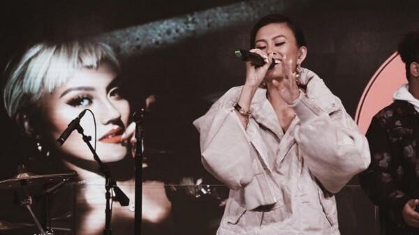 Menang iHeart Radio Music Awards, 7 Pencapaian Internasional Agnez Mo