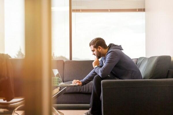 7 Aturan Menulis Email Profesional, Yakin Selama Ini Sudah Benar?