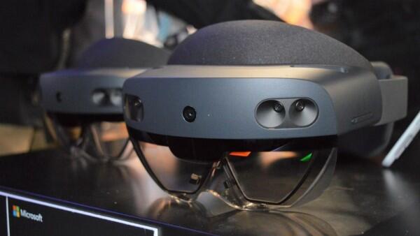 7 Gadget dan Teknologi Paling Menakjubkan yang Ditampilkan di MWC 2019