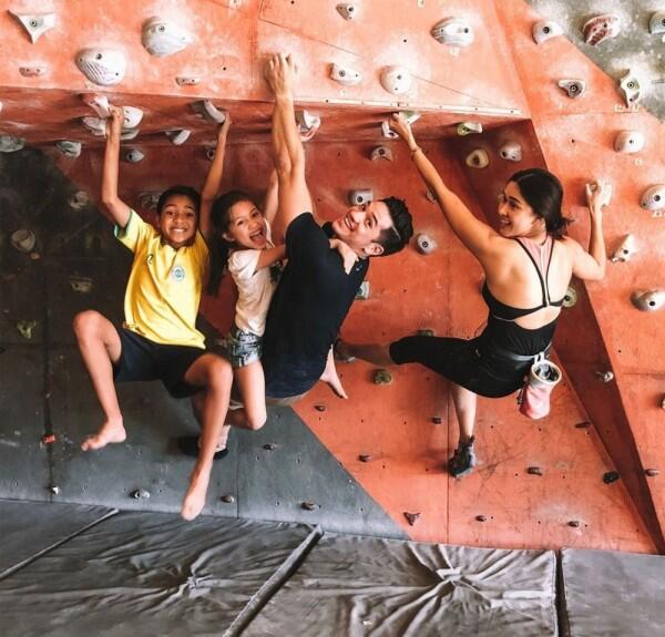 Genap 34 Tahun, 10 Potret Nana Mirdad Awet Muda dengan Body Goals