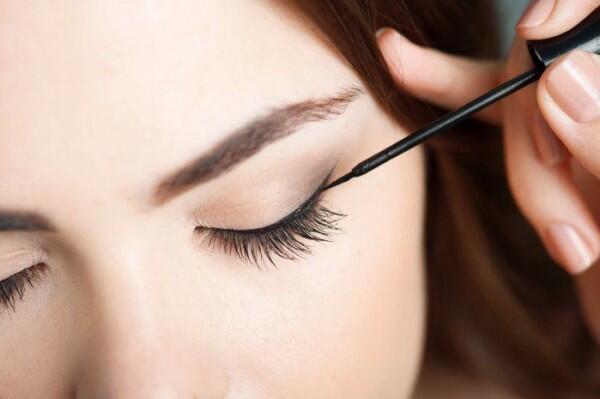 5 Tips Makeup untuk Pemilik Mata Besar Agar Makin Stand Out!
