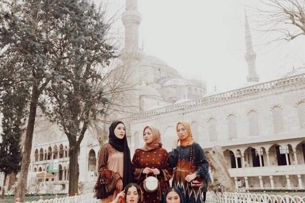 10 Liburan Seru ala Tasya Farasya & Beauty Vlogger di Turki, Mewah!