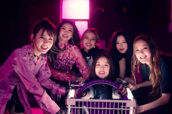 Populer dan Menawan, 7 Girlgroup Ini Jadi Ikon Center Agensinya!