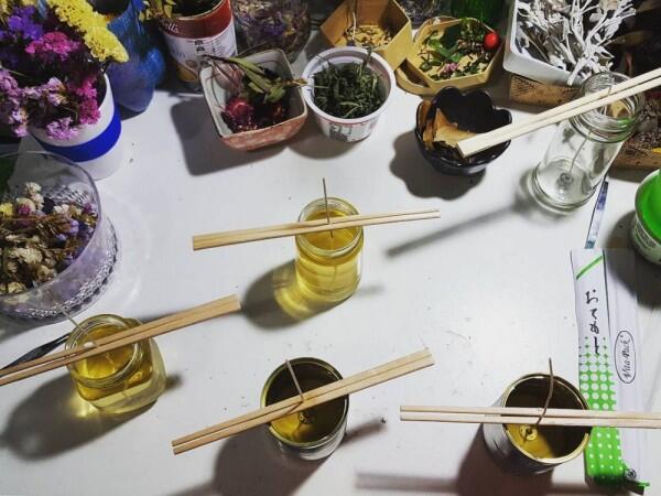 6 Langkah Mudah Bikin Lilin Aromaterapi Sendiri