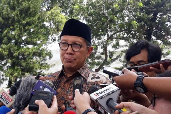 Usai Rommy Diciduk, KPK Segel Ruang Kerja Menag Lukman Hakim