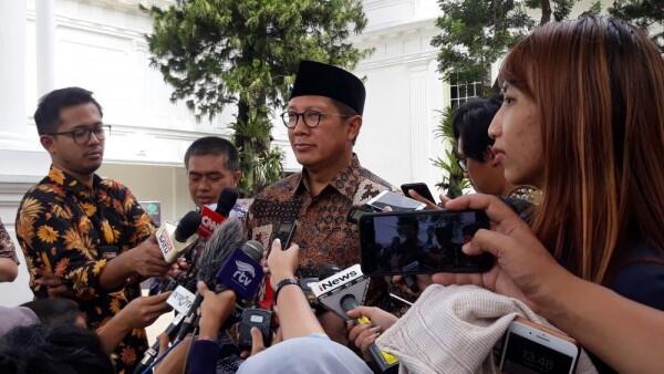 Usai Rommy Diciduk, KPK Segel Ruang Kerja Menag Lukman Hakim