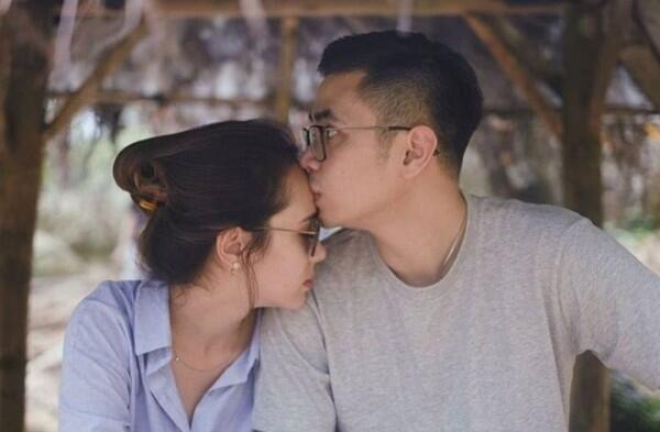 Move On, 10 Potret Romantis Pamela Bowie dan Pacar Barunya