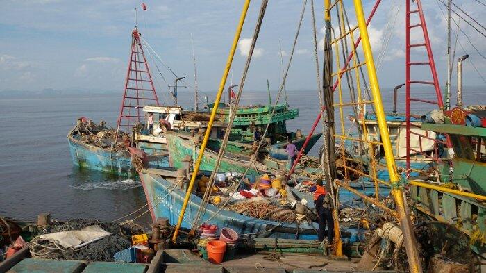Aparat Indonesia Tangkap Kapal Ikan Vietnam di Perairan Natuna Utara