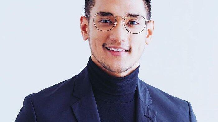 Download Lagu 'Setia Menunggu' dari Afgan, Lengkap dengan Lirik dan Videonya