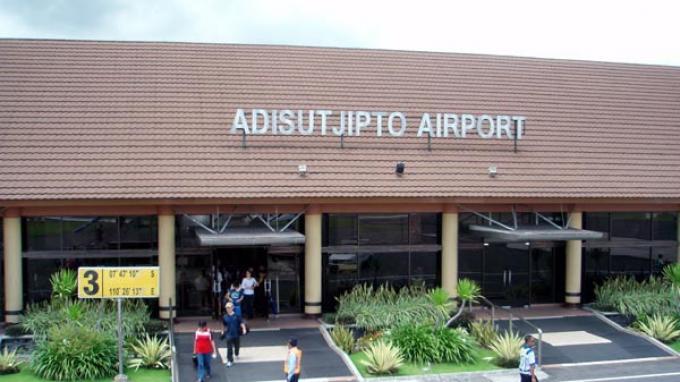 Sempat Overrun di Bandara Adisutjipto, Garuda Pastikan Tidak Ada Kerusakan Pesawat