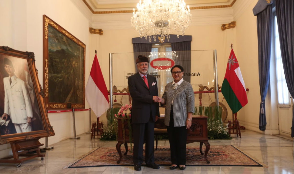 Menlu RI-Oman Tegaskan Komitmen Tingkatkan Kerja Sama