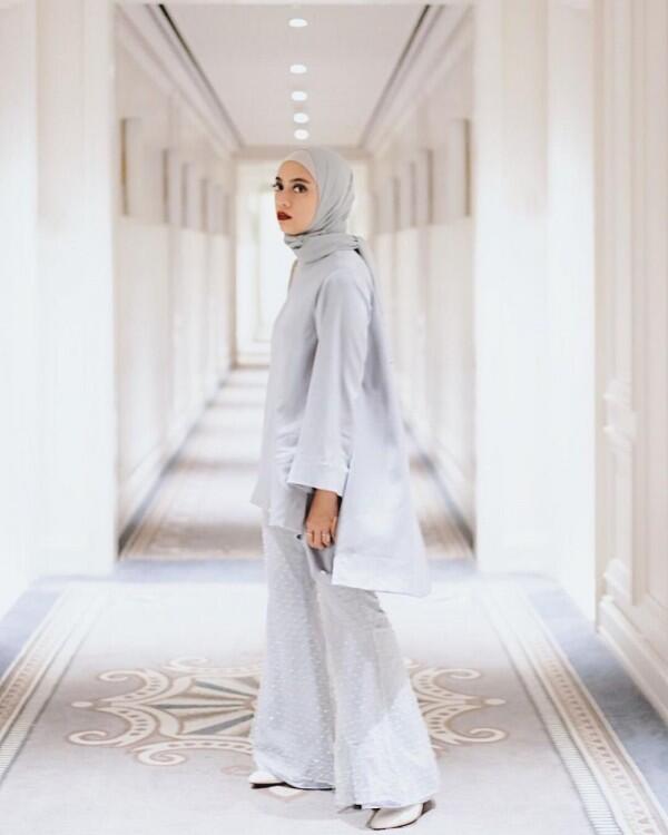 10 Gaya Hijab Ayudia Bing Slamet, Simple Tapi Tetap Fashionable