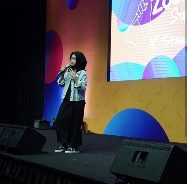 Bikin Ketawa Ngakak, 10 Komika yang Paling Pecah di Local Stand Up Day