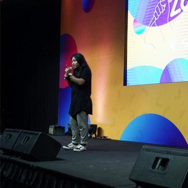 Bikin Ketawa Ngakak, 10 Komika yang Paling Pecah di Local Stand Up Day