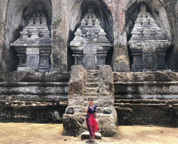 10 Potret Menawan Tamara Bleszynski dalam Balutan Kebaya