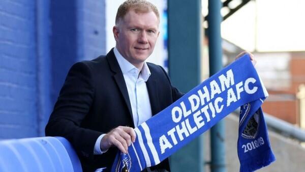 Baru Sebulan Melatih Oldham, Paul Scholes Resmi Mengundurkan Diri