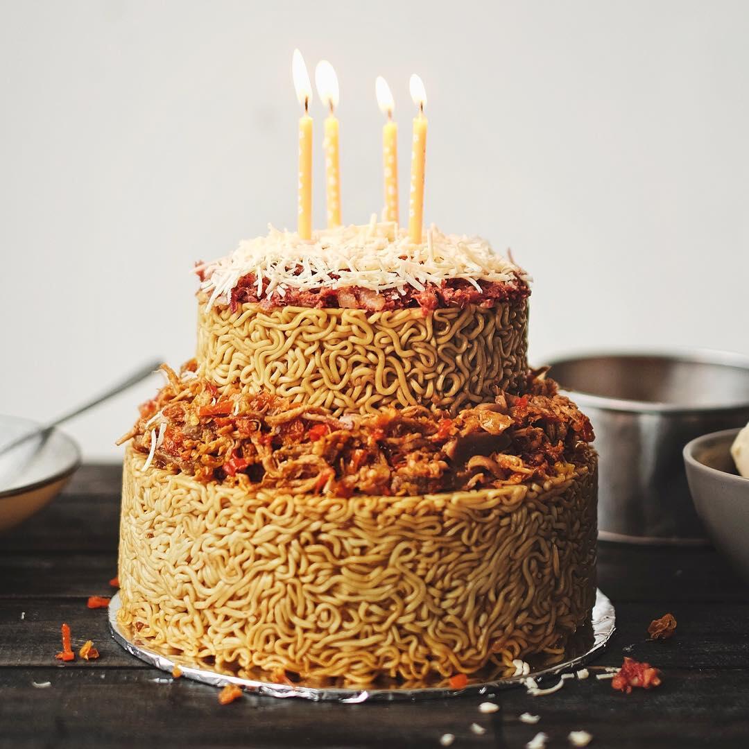 5 Cake Ini Cocok buat Kamu yang Gak Suka Manis, Nampol Abis!