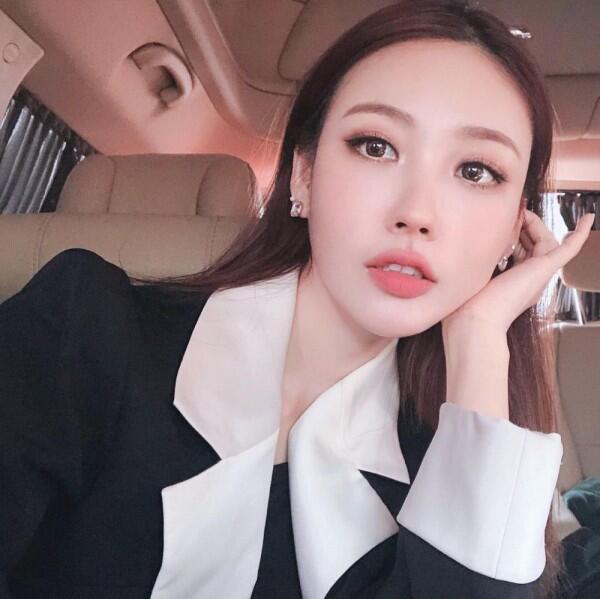 #BFA2019: Perjalanan Karier Beauty Vlogger dan Penyanyi Korea Risabae