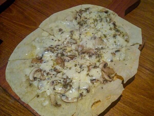 Dijamin Enak, Ini 6 Menu yang Wajib Kamu Cobain di The People's Cafe!