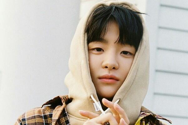 10 Potret Visual Jihoon TREASURE 13 yang Genap 20 Tahun