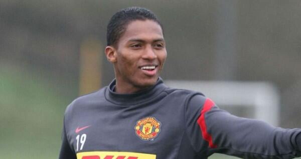 Bakal Tinggalkan Manchester United, Antonio Valencia Diincar Arsenal