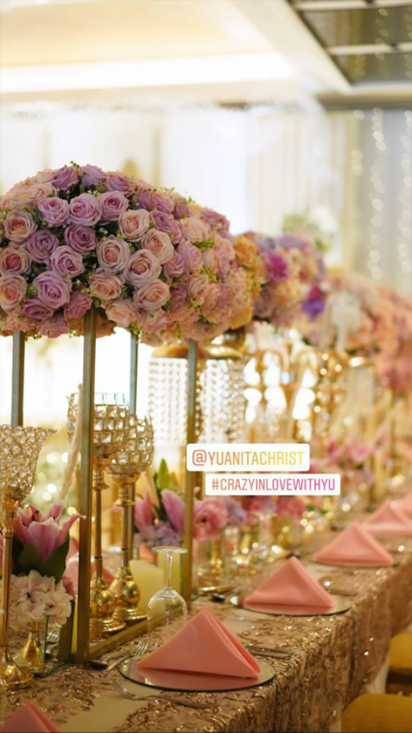 Berkonsep Elegant Classic, Intip Dekorasi Mewah Pesta Resepsi Yuanita
