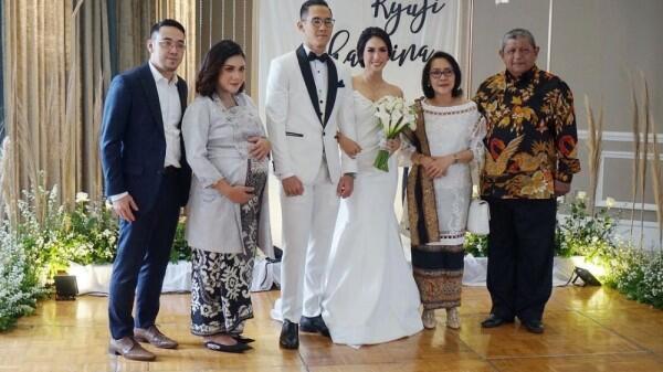 11 Momen Bahagia Ryuji Utomo & Shabrina Sejak Lamaran hingga Menikah