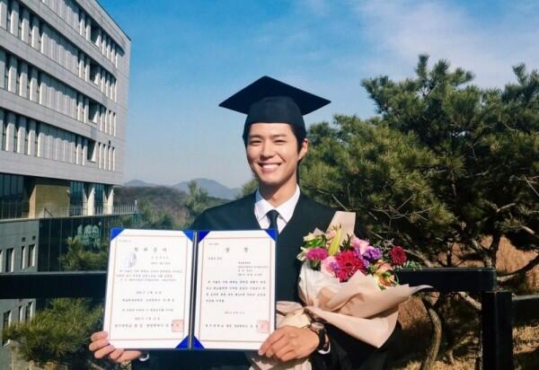 17 Transformasi Park Bo Gum, Aktor yang Dikenal Ramah dan Easy Going