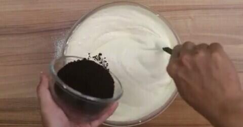 Mudah! Ini Resep dan Cara Membuat Oreo Cheese Cake Kukus