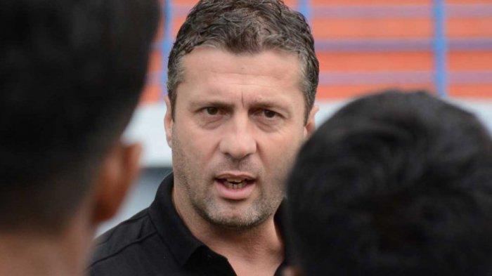 Miljan Radovic Dipanggil Manajemen Persib Bandung Usai Gugur di Piala Presiden 2019