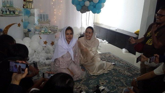 Rayakan Ulang Tahun, Nikita Mirzani Resmikan Rumah Sekaligus Tujuh Bulanan Kehamilan