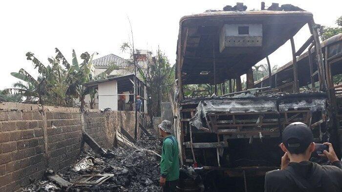 Bus Pariwisata dari Mojokerto Terbakar di Magelang | KASKUS