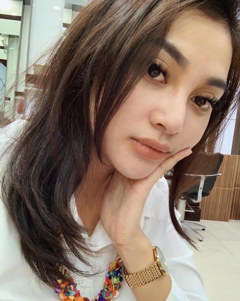 3 Bidadari &#91;hampir&#93; Mirip | AYO TUNJUKAN SELERA AGAN | SUPER BENING INSIDE 18BB++