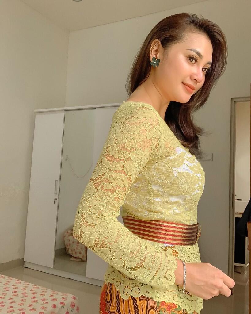 3 Bidadari &#91;hampir&#93; Mirip | AYO TUNJUKAN SELERA AGAN | SUPER BENING INSIDE 18BB++