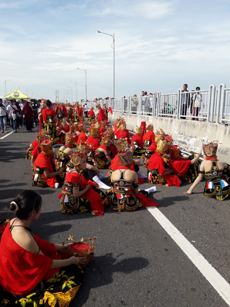 Report SURAMADU ROAD SAFETY FESTIVAL keren banget cuy