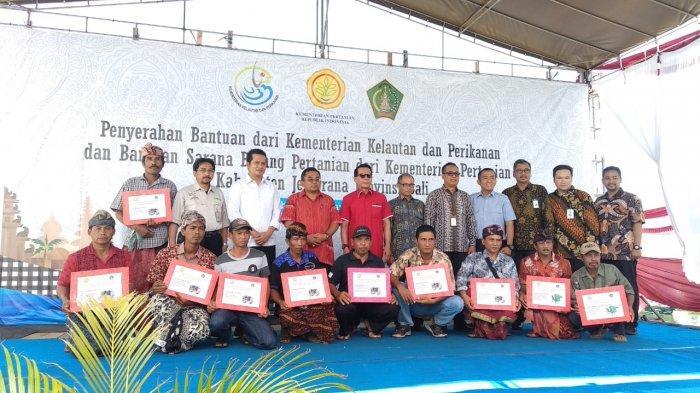 Kementan Beri Bantuan Alsintan Senilai Rp 650 Juta ke Petani Jembrana Bali