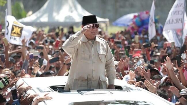 Prabowo Minta Pendukungnya Nginap di TPS, Pro-Jokowi akan Siapkan Tikar