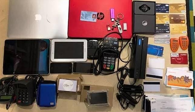Pakai Hijab Sampai Punya Mesin ATM, Hal Nyeleneh yang Dilakukan Ramyadjie Priambodo