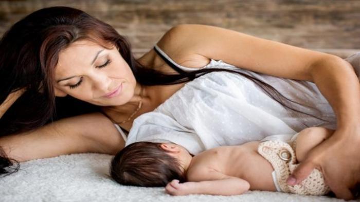 Ibu Menyusui Suka Minum Kopi, Adakah Pengaruh Berbahaya Pada Bayinya?