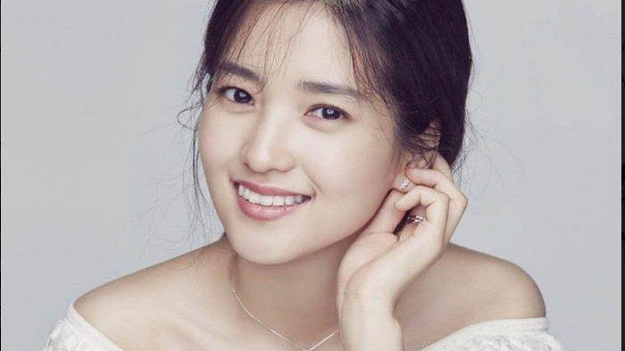 5 Alasan Aktris Kim Tae Ri Layak Diakui sebagai Bintang Korea yang Menakjubkan